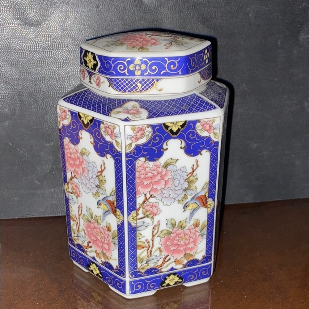 Vintage Porcelain Japanese Ginger Jar with peonies & male eastern blue bird
